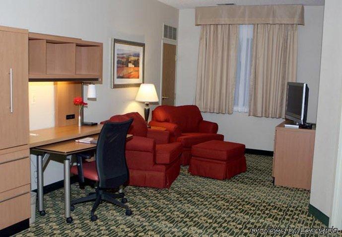 Towneplace Suites Detroit Warren Bagian luar foto