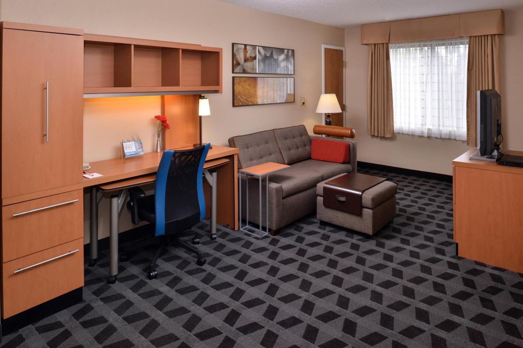 Towneplace Suites Detroit Warren Bagian luar foto