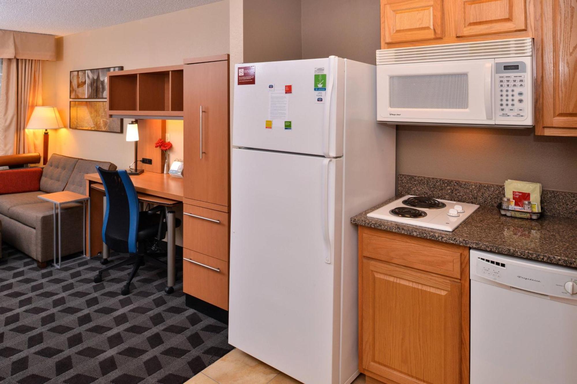 Towneplace Suites Detroit Warren Bagian luar foto