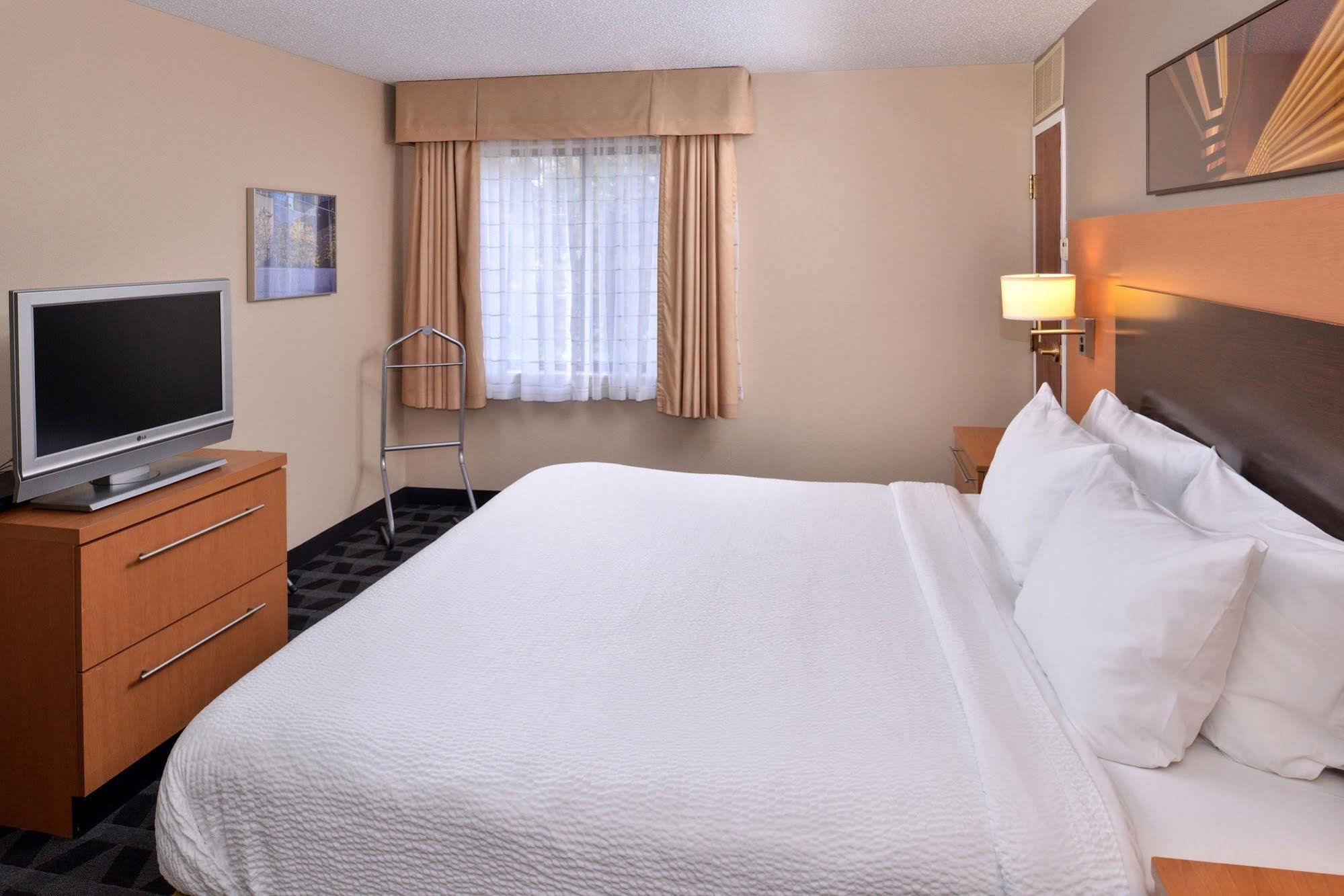 Towneplace Suites Detroit Warren Bagian luar foto