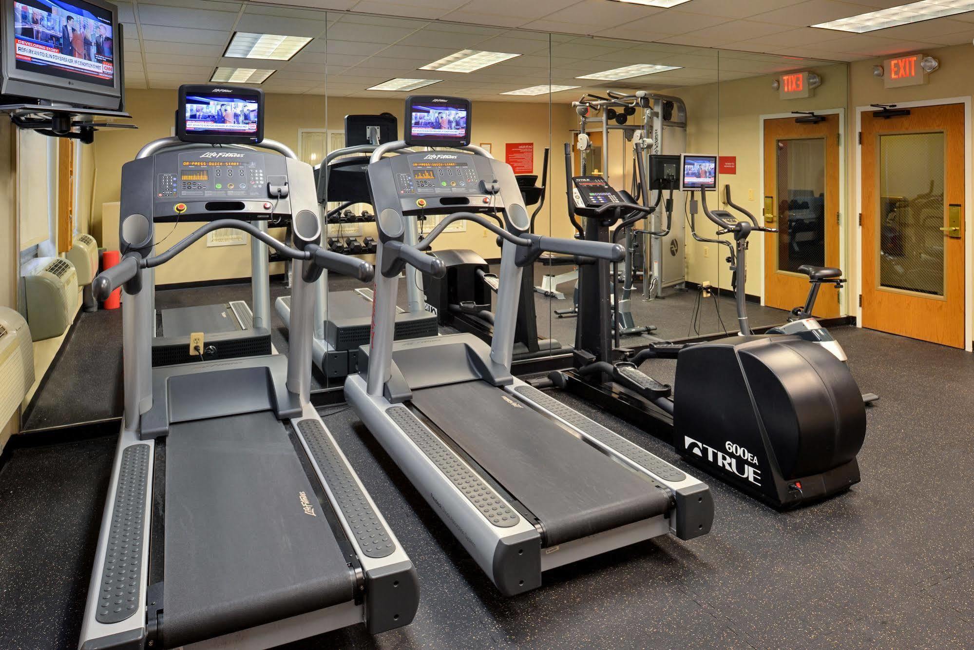 Towneplace Suites Detroit Warren Bagian luar foto